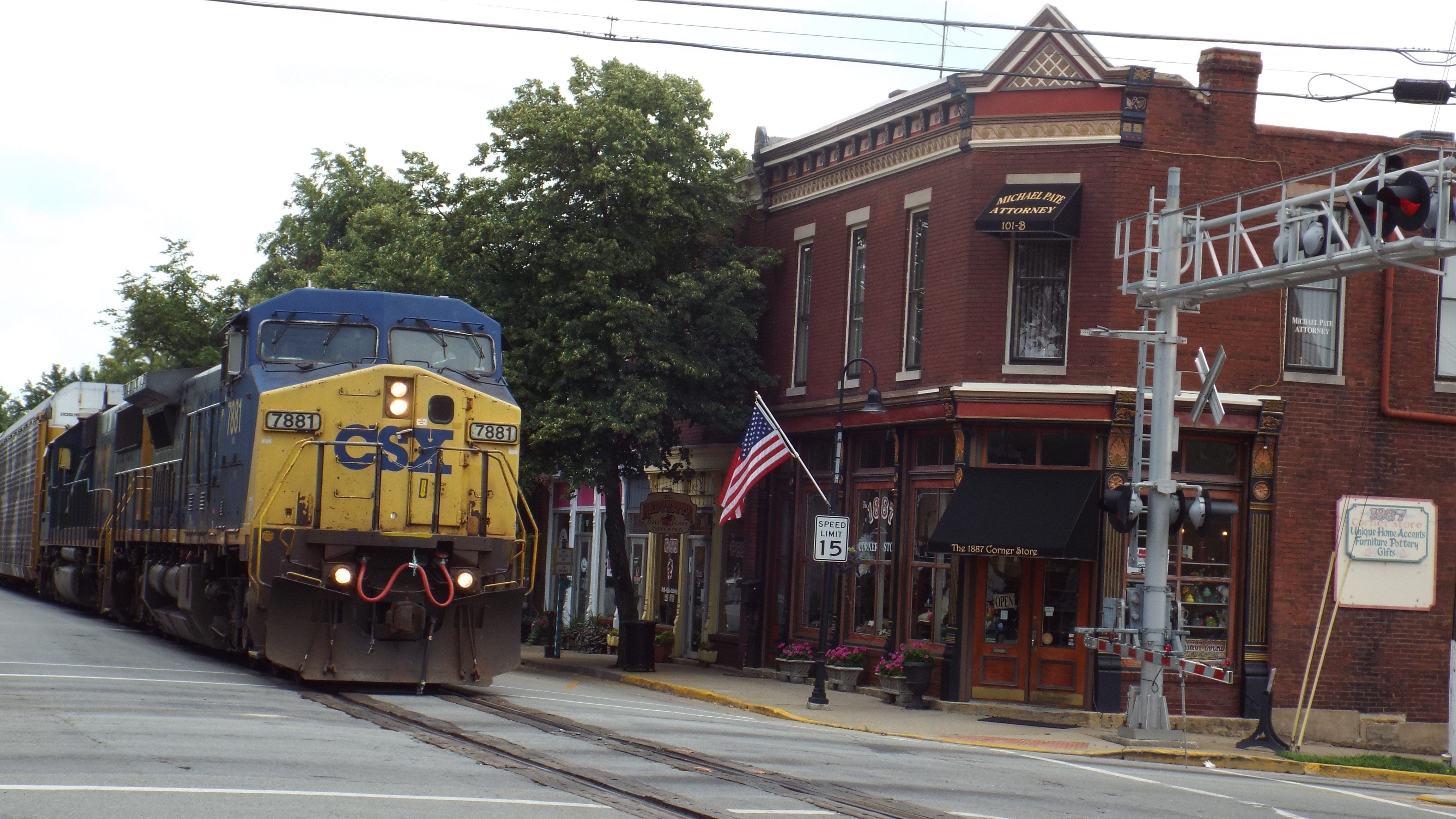 lagrange running store